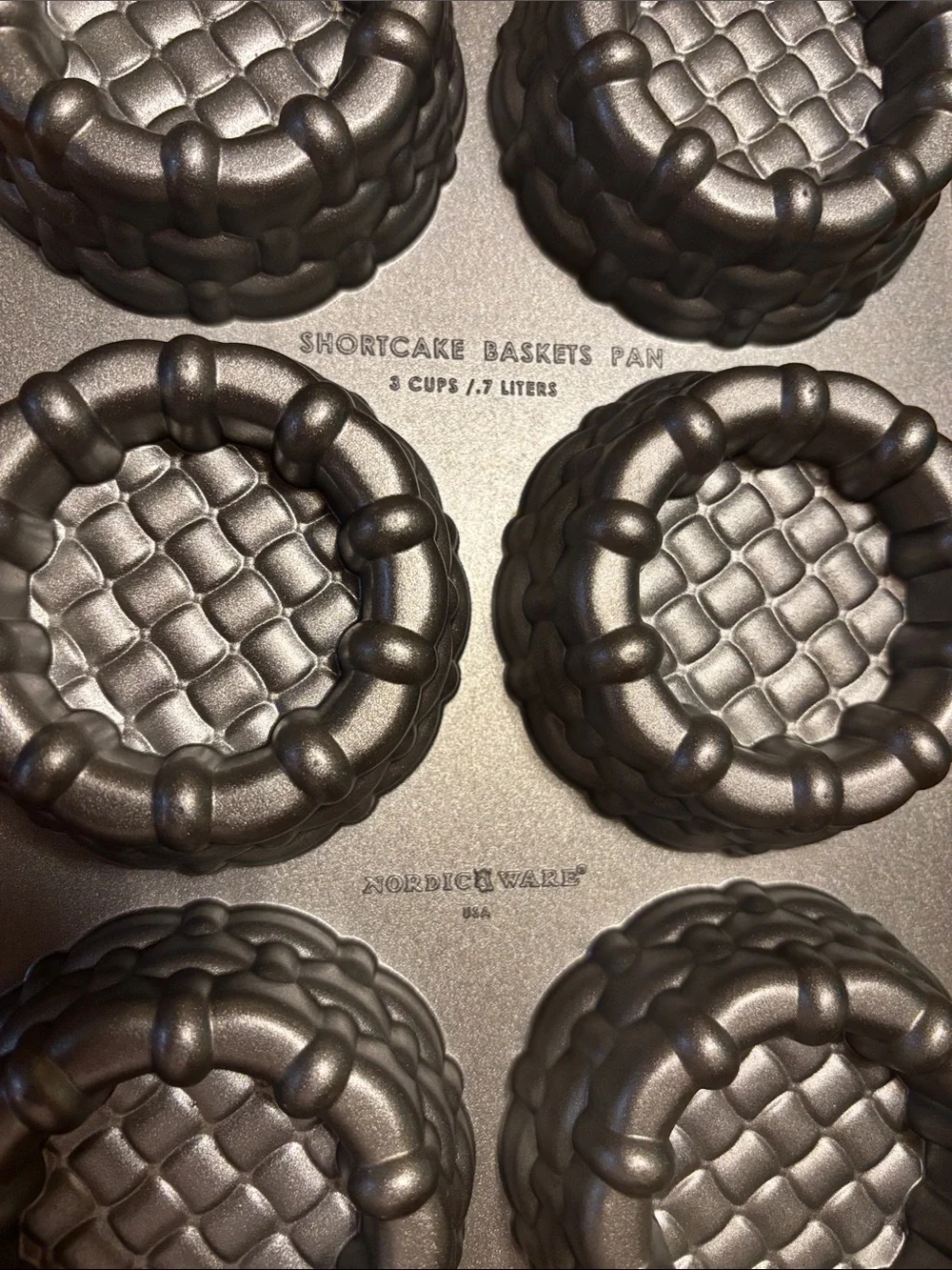 Nordic Ware Silver Shortcake Basket Pan - 6-Cup Mold